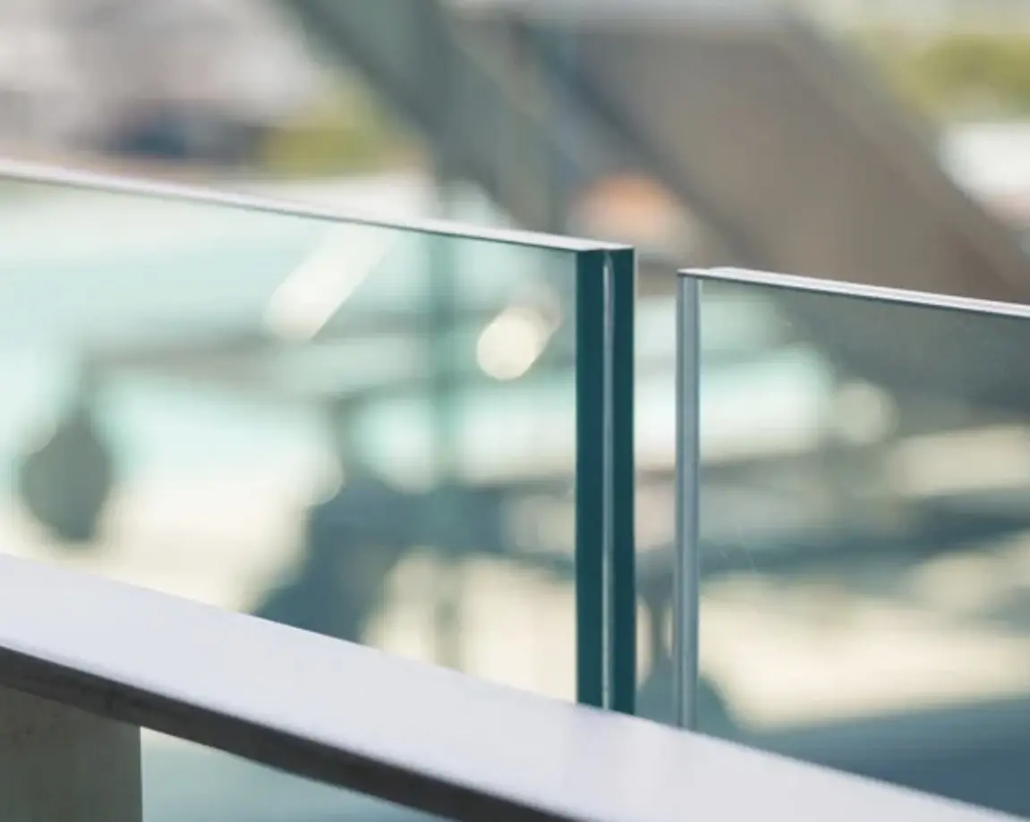 Glass balustrade regulations and glass thickness guidance